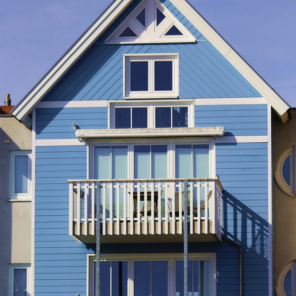Professional roof maintenance demonstrating quality exterior services